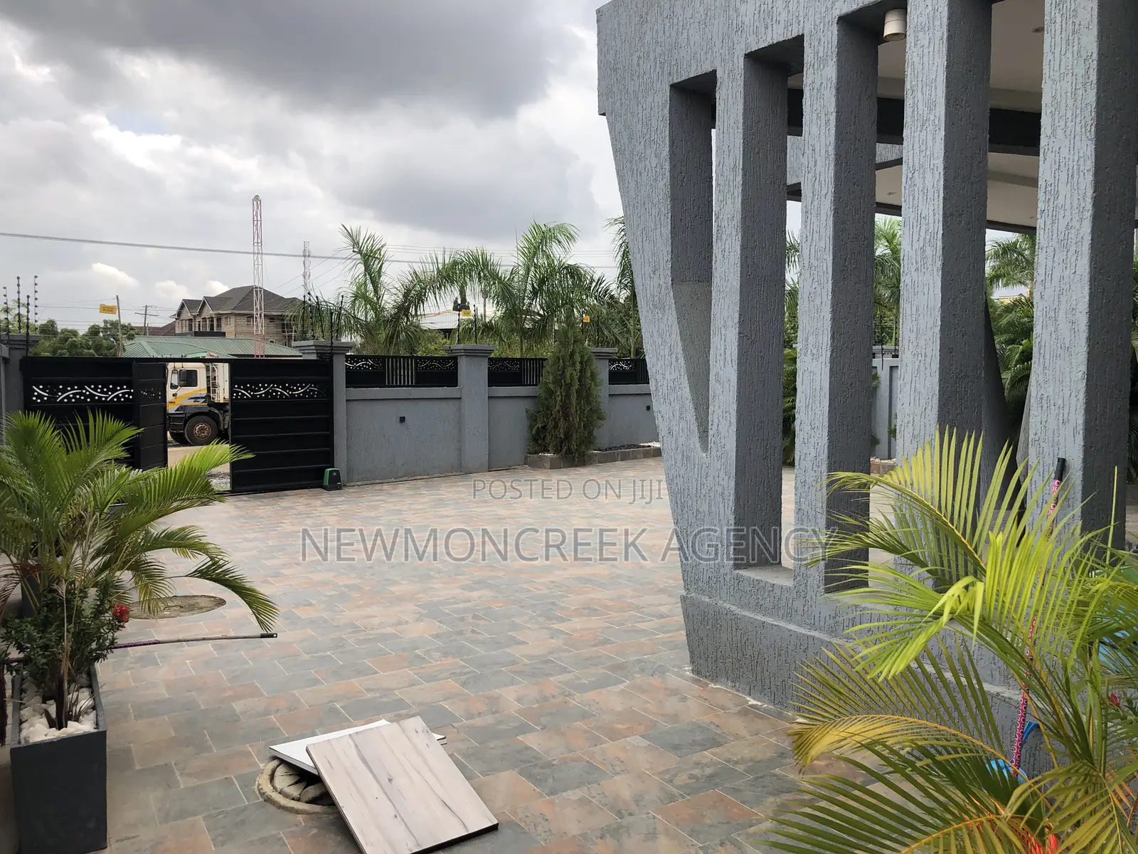 4bdrm Duplex in East Legon Hills, Accra Metropolitan for sale in Accra Metropolitan