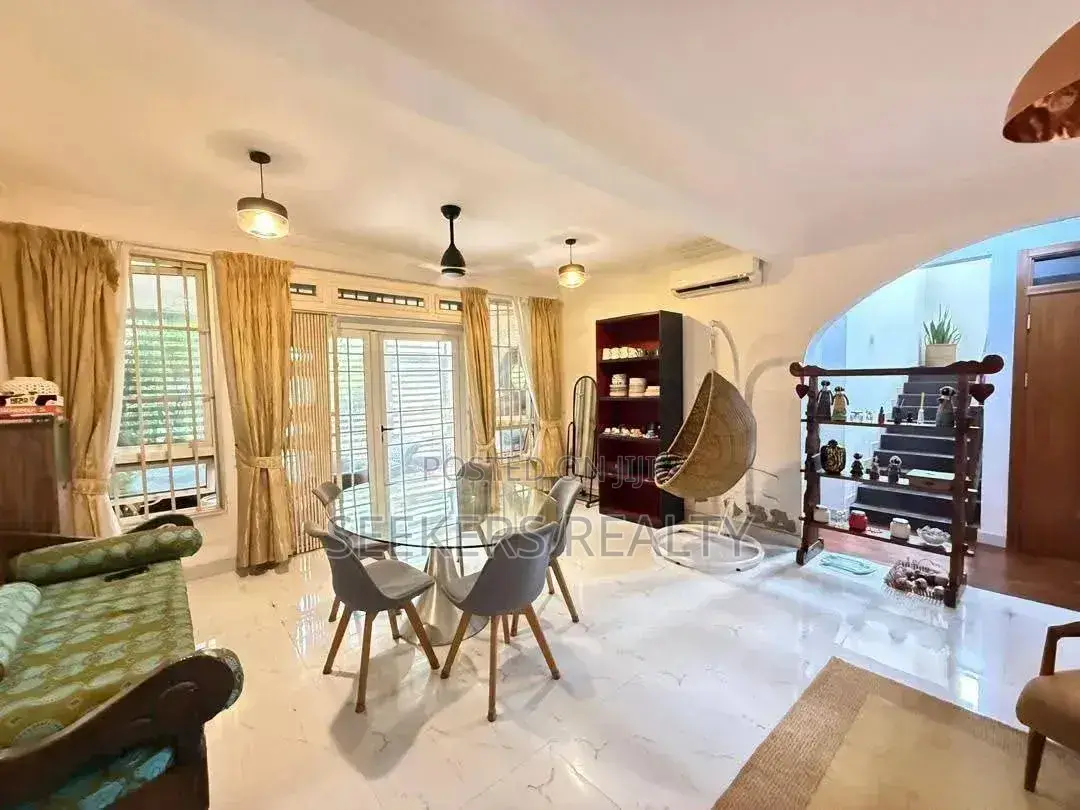 Furnished 3bdrm House in Seekers Realty, Coffee Shop Area for rent in Coffee Shop Area
