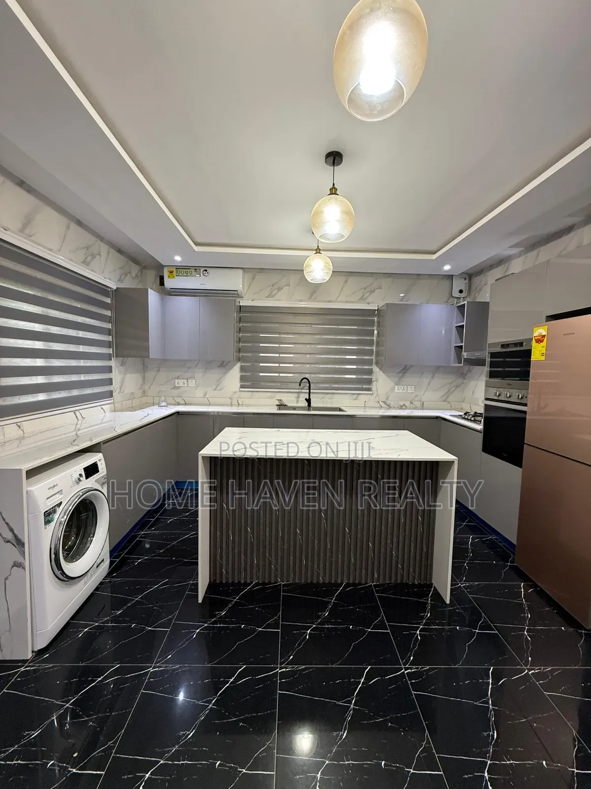 Furnished 4bdrm House in East Legon, American House for rent in American House