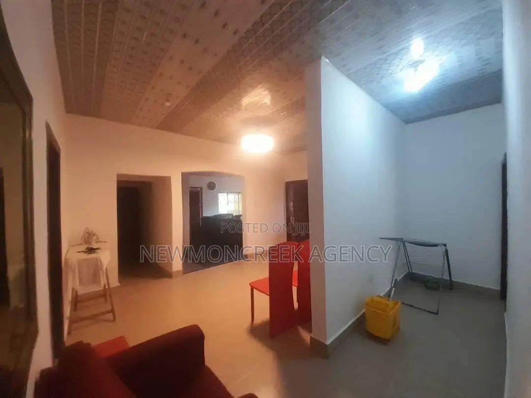 4bdrm Bungalow in Oyibi Junction, Accra Metropolitan for sale in Accra Metropolitan