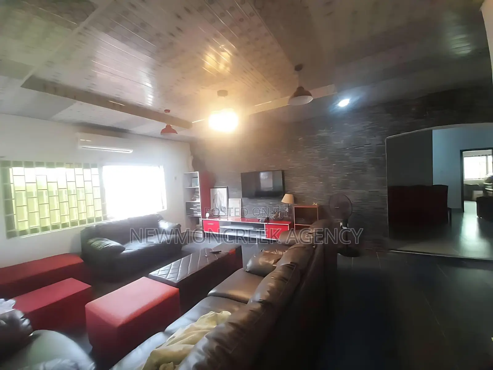 4bdrm Bungalow in Oyibi Junction, Accra Metropolitan for sale in Accra Metropolitan