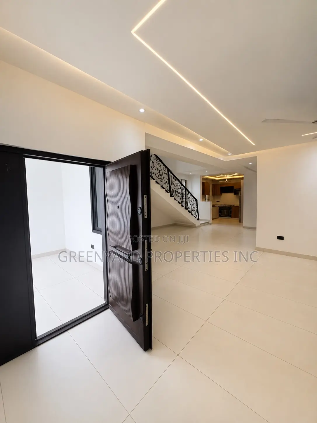 4bdrm House in Hills Makarios, East Legon for sale in East Legon
