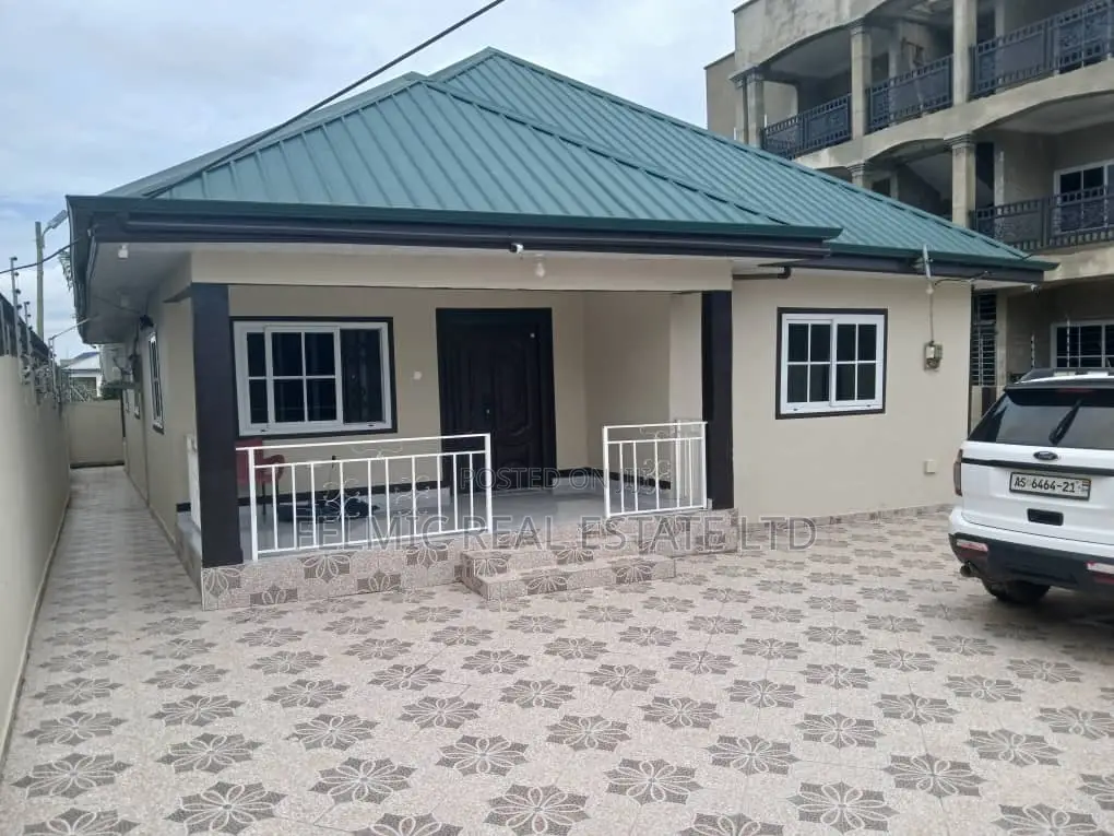Furnished 3bdrm House in Felmic Real Estate, Amasaman for rent in Amasaman