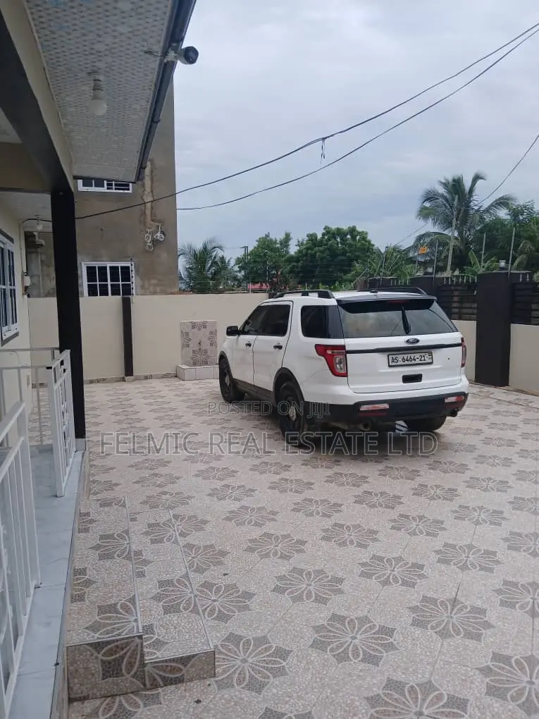 Furnished 3bdrm House in Felmic Real Estate, Amasaman for rent in Amasaman
