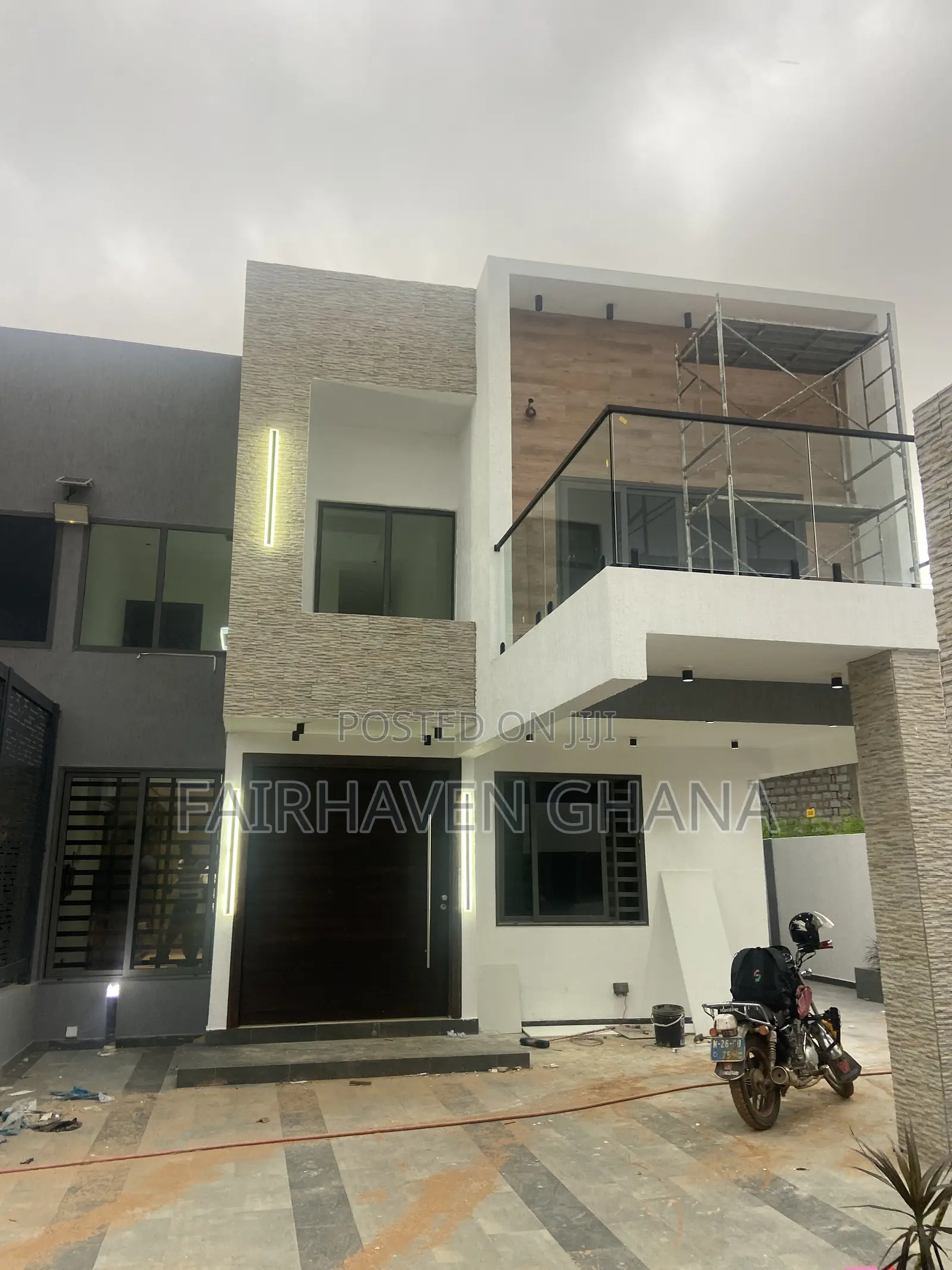 4bdrm Townhouse / Terrace in Fairhaven Properties, Tseaddo for rent in Tseaddo