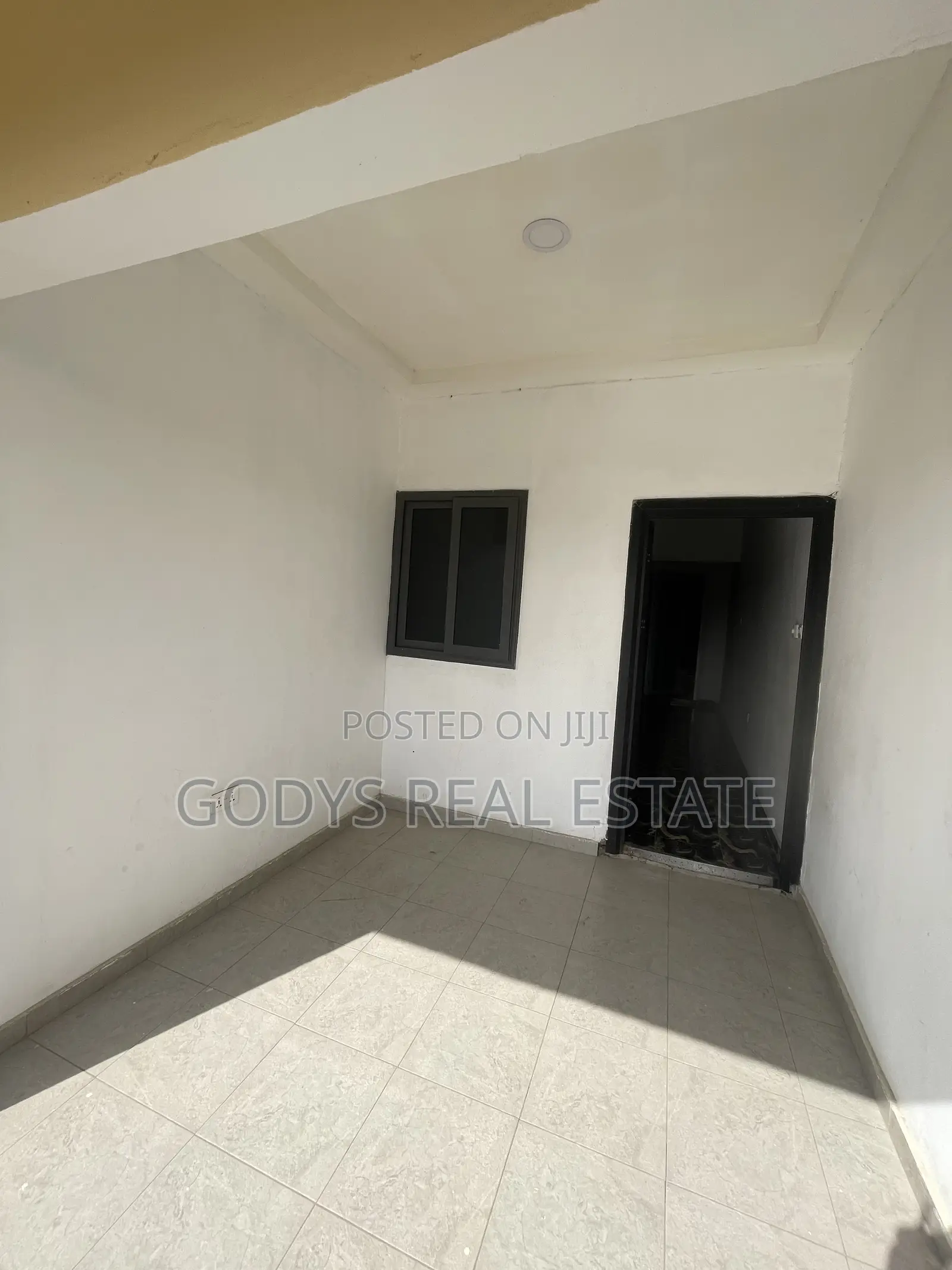 1bdrm Apartment in Obom Road, Kasoa for rent in Kasoa