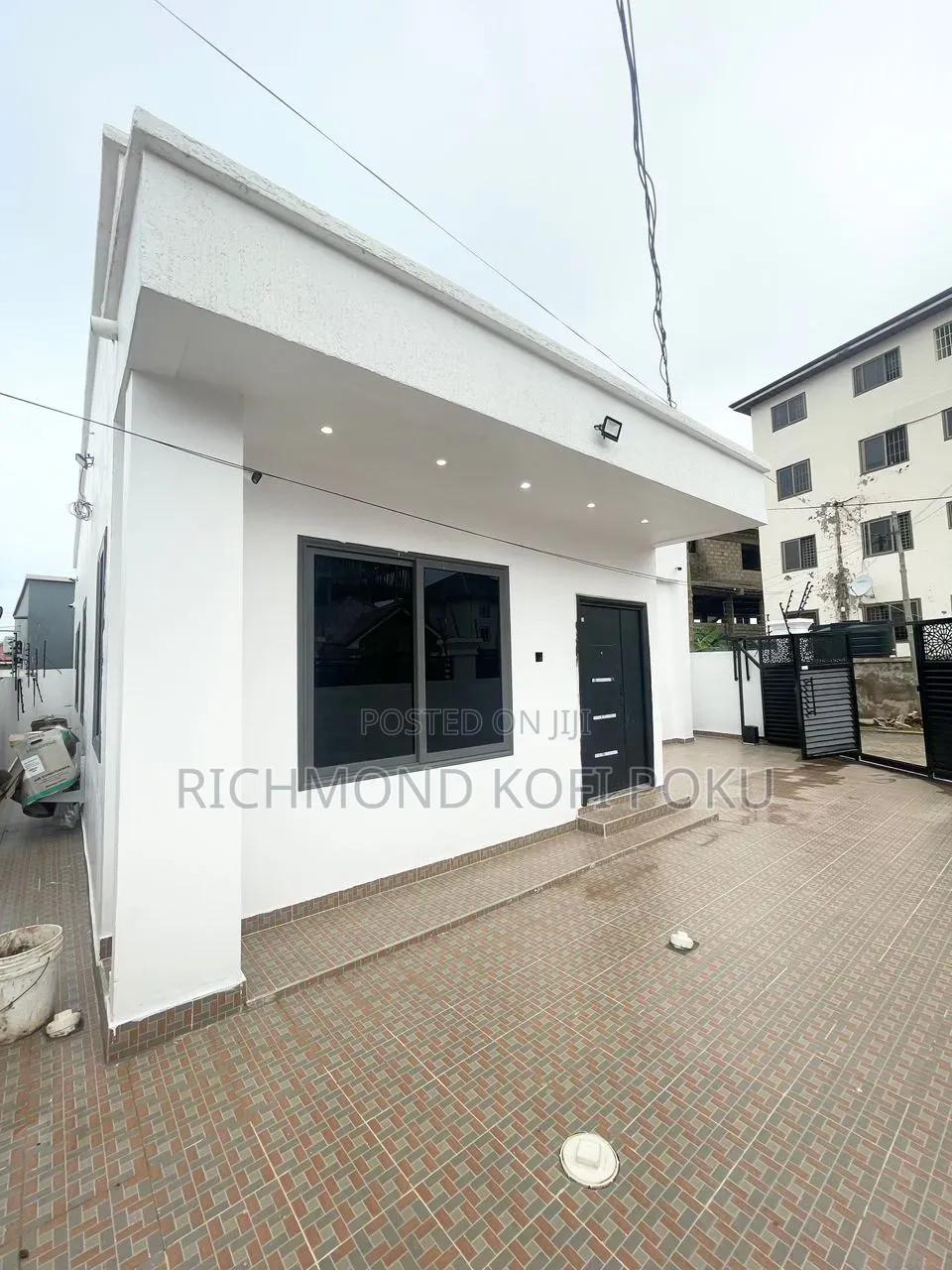 3bdrm House in Kofi'S Realty, Baatsona Total for sale in Baatsona Total