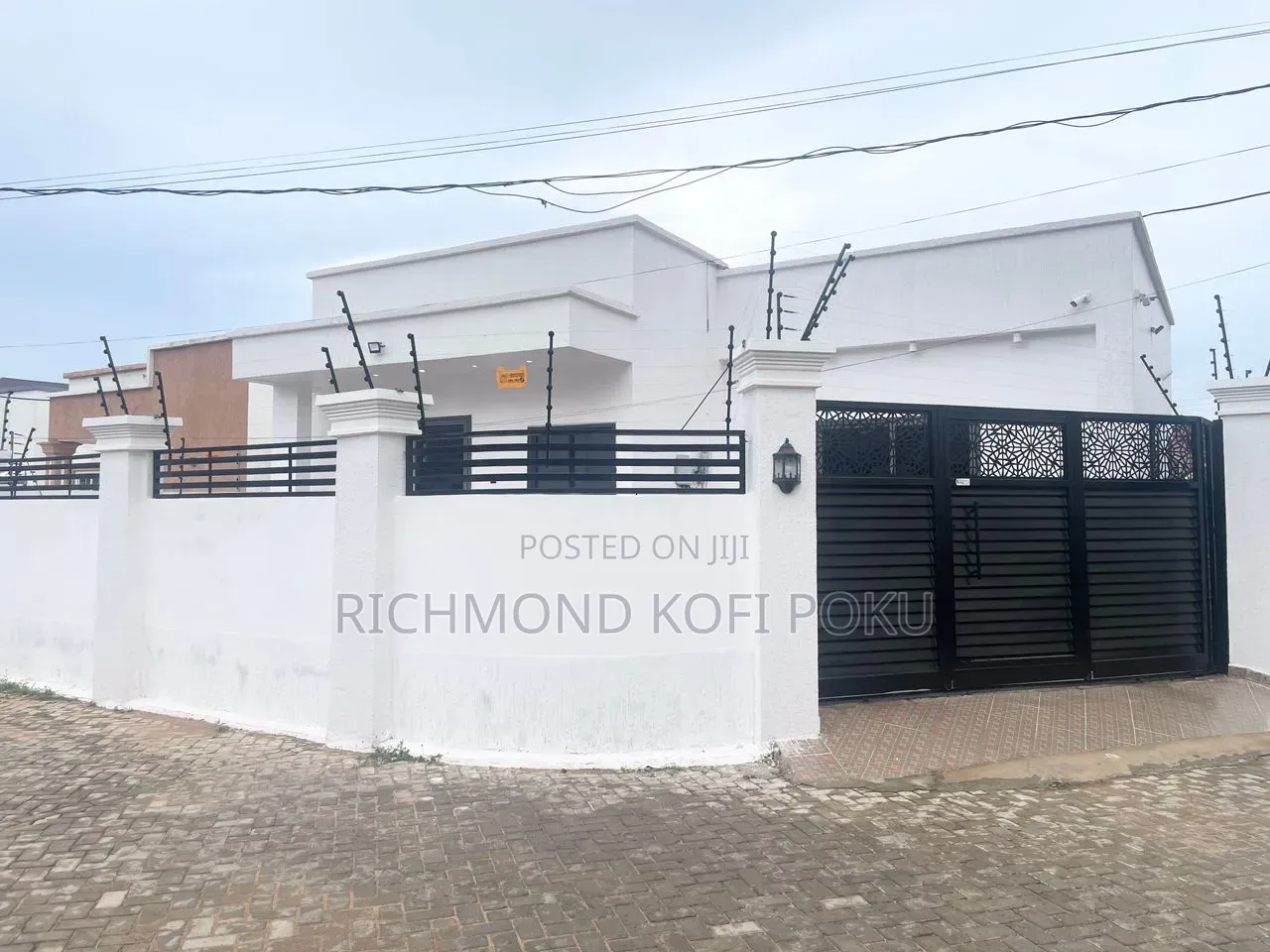 3bdrm House in Kofi'S Realty, Baatsona Total for sale in Baatsona Total