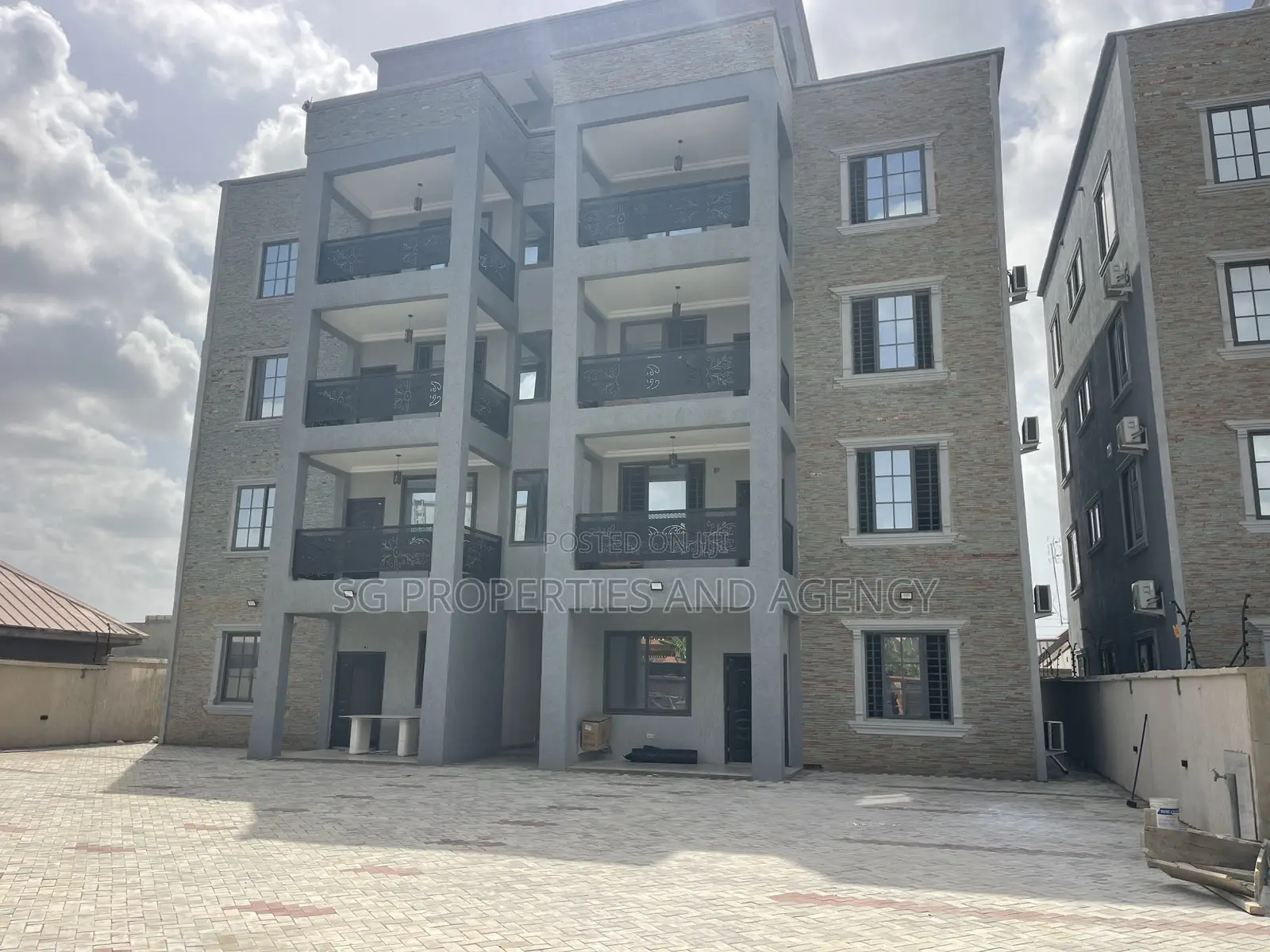 2bdrm Apartment in Klagon, Sakumono for rent in Sakumono