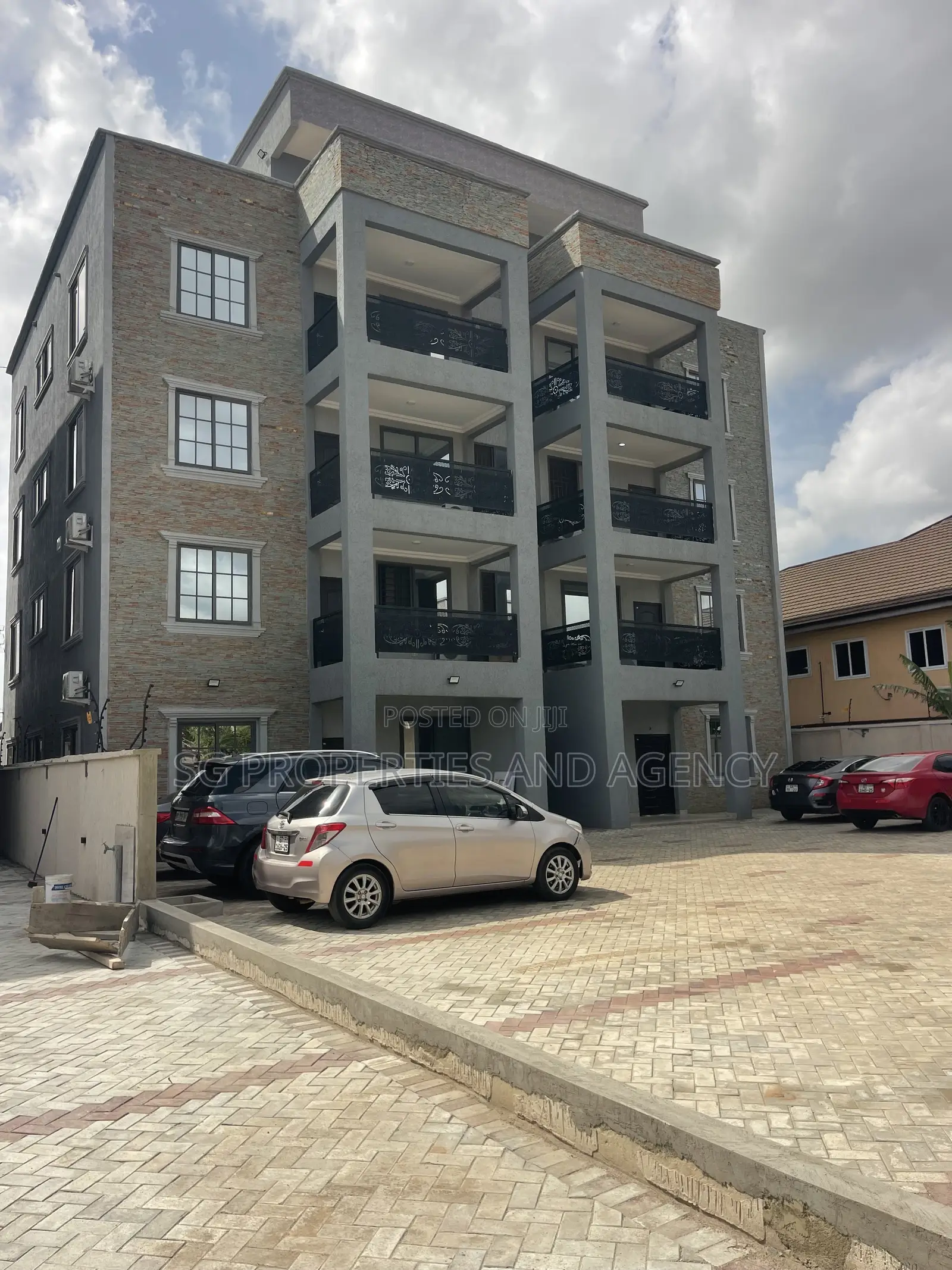 2bdrm Apartment in Klagon, Sakumono for rent in Sakumono