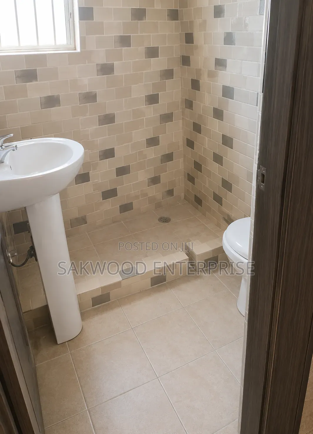 1bdrm Apartment in Sakwood Enterprise, Oyibi for rent in Oyibi