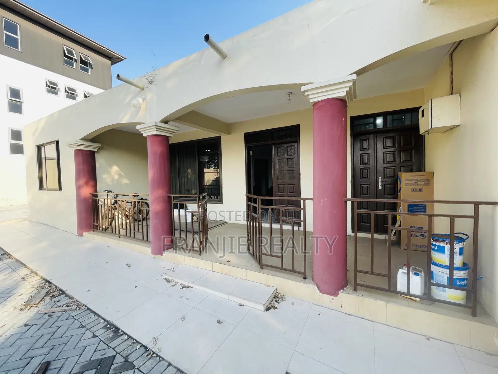 4bdrm House in Franjie Realty, East Legon for rent in East Legon
