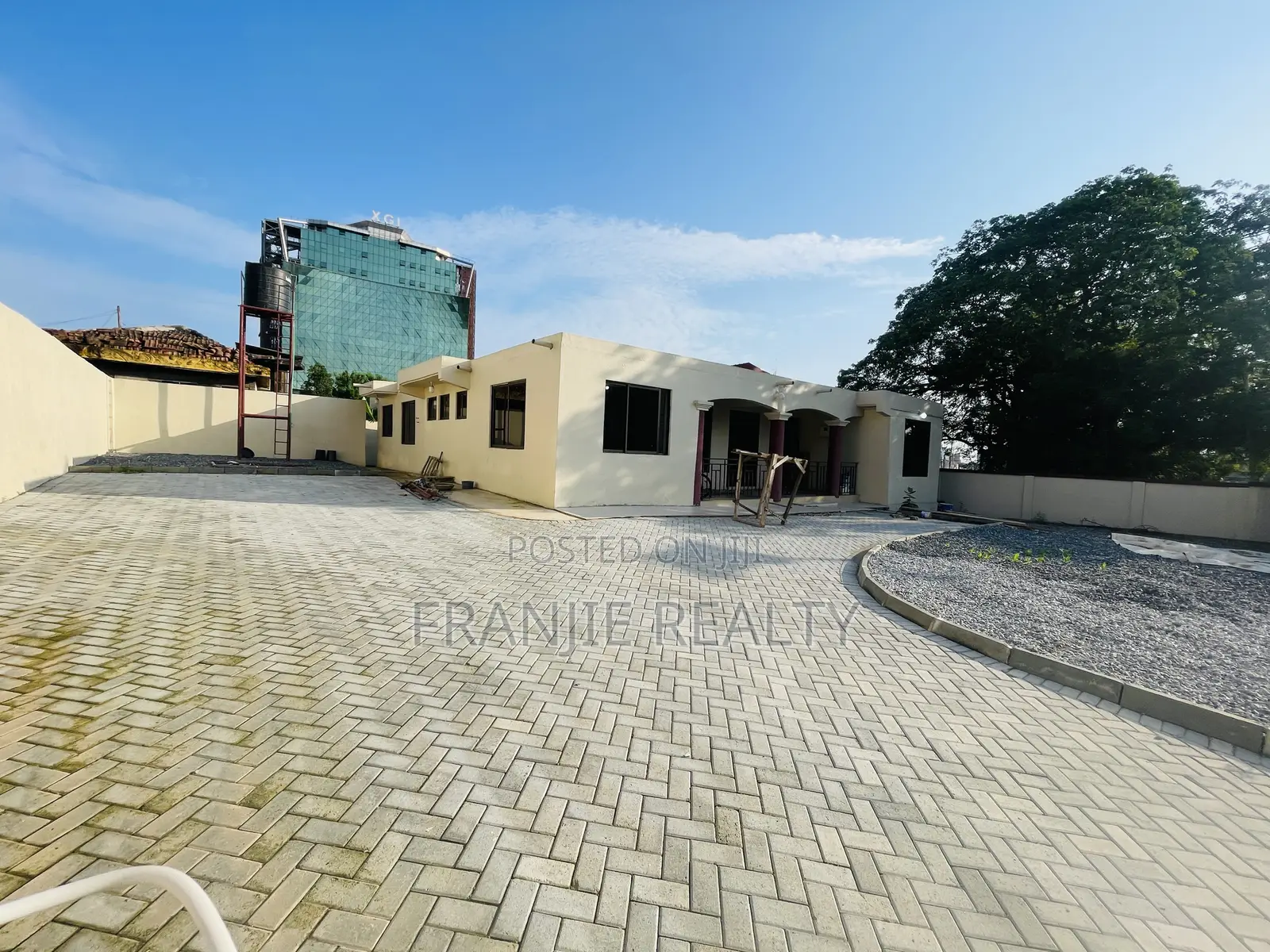 4bdrm House in Franjie Realty, East Legon for rent in East Legon