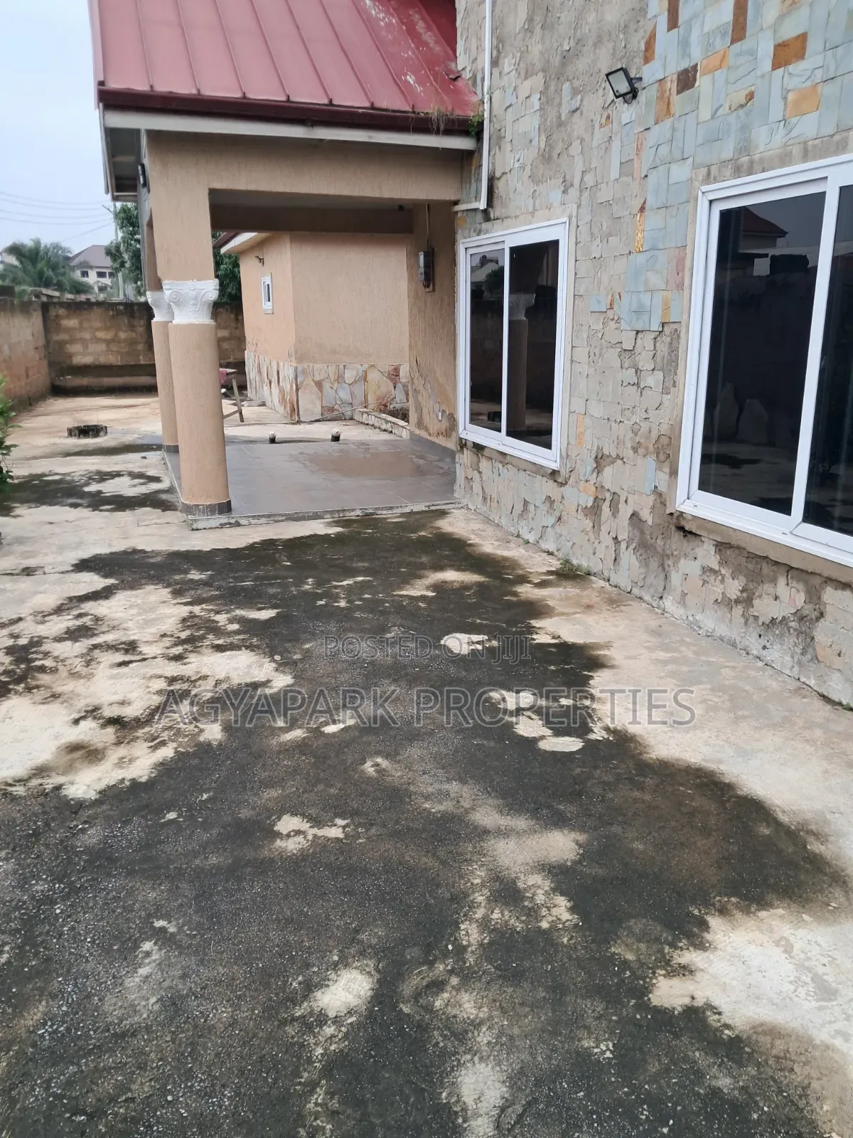4bdrm House in Sapeiman, Amasaman for sale in Amasaman