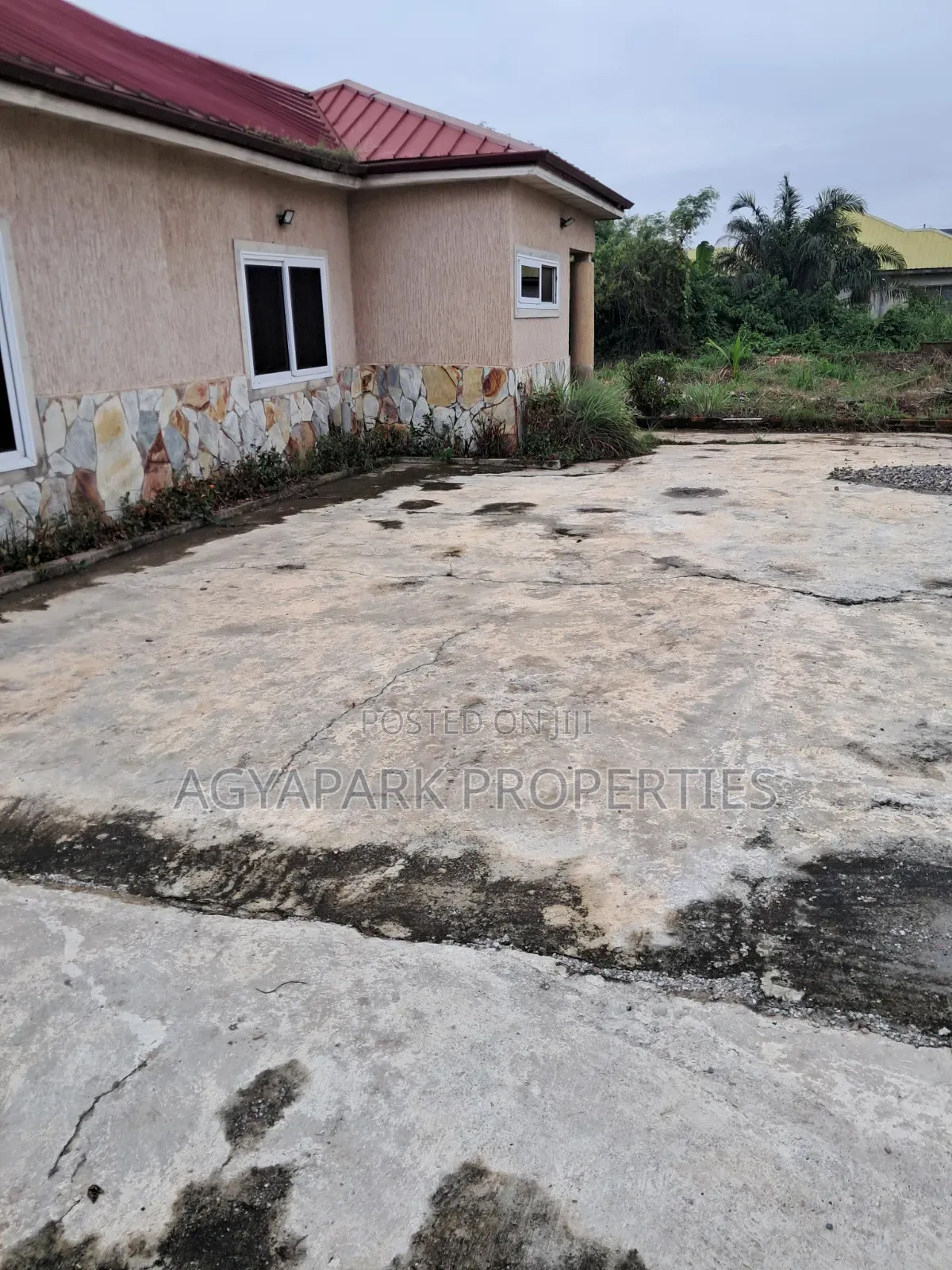 4bdrm House in Sapeiman, Amasaman for sale in Amasaman