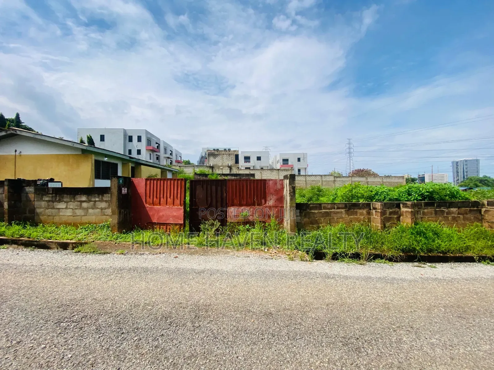 0.42 Acre Land for Sale at Dzorwulu in Dzorwulu