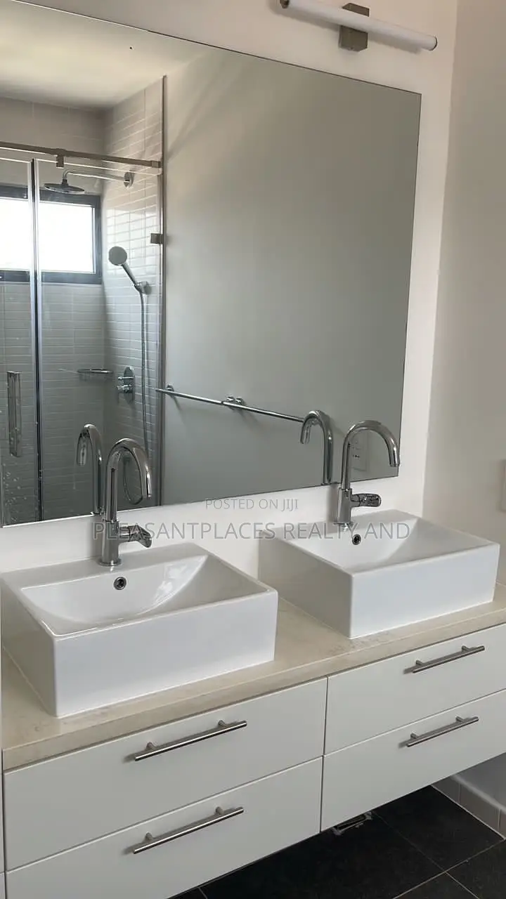 Furnished 3bdrm Townhouse / Terrace in Pleasantplaces And, Oyarifa in Oyarifa
