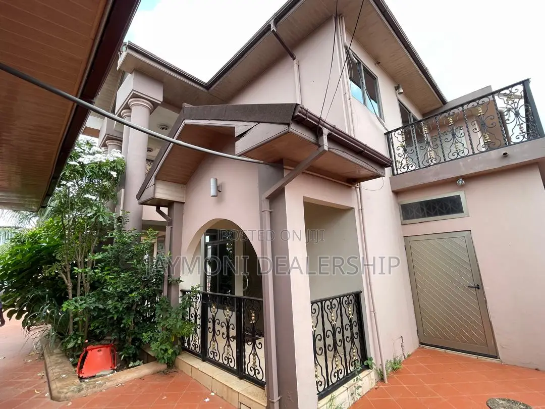 Furnished 4bdrm Mansion in Nagies Angle School, Kumasi Metropolitan in Kumasi Metropolitan