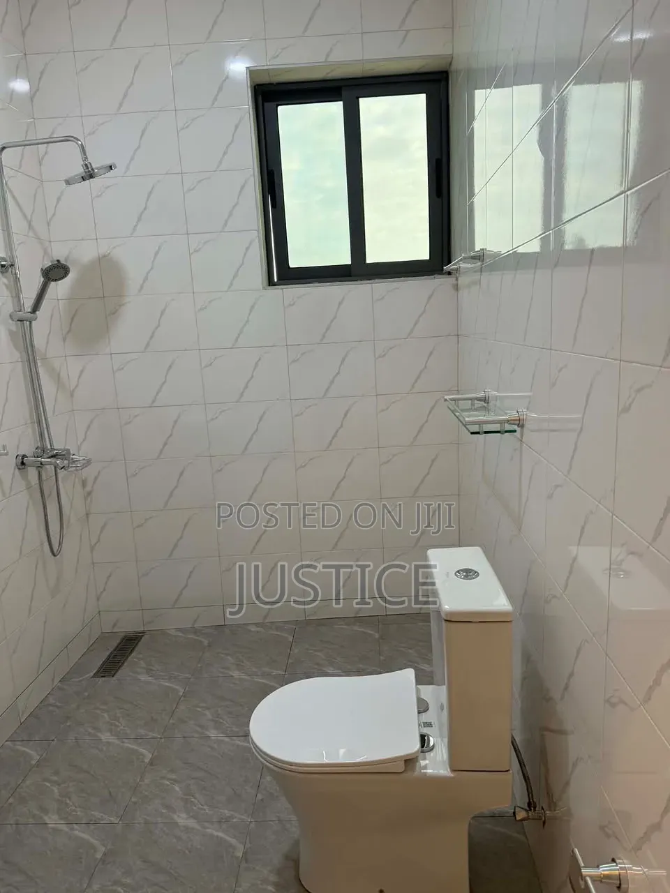 4bdrm House in Acp Pokuase for sale in Pokuase