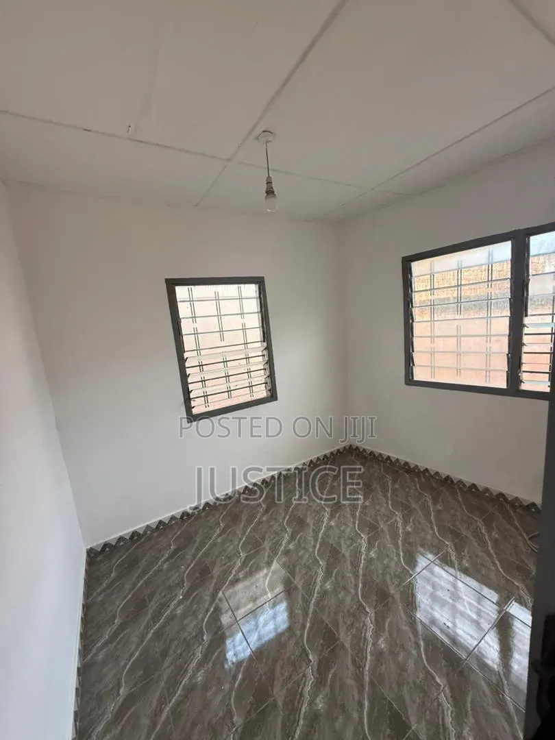 4bdrm Apartment in Awoshie, Last Stop for rent in Last Stop