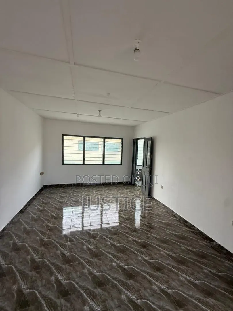 4bdrm Apartment in Awoshie, Last Stop for rent in Last Stop