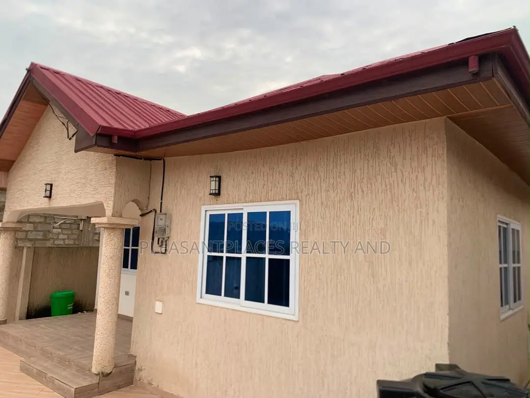 3bdrm House in Pleasantplaces And, Amasaman for rent in Amasaman