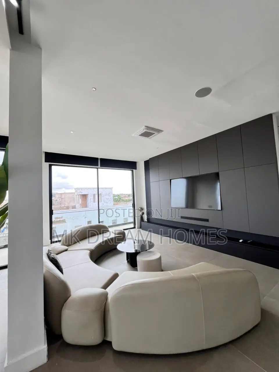 Furnished 2bdrm Penthouse in East Legon for rent in East Legon