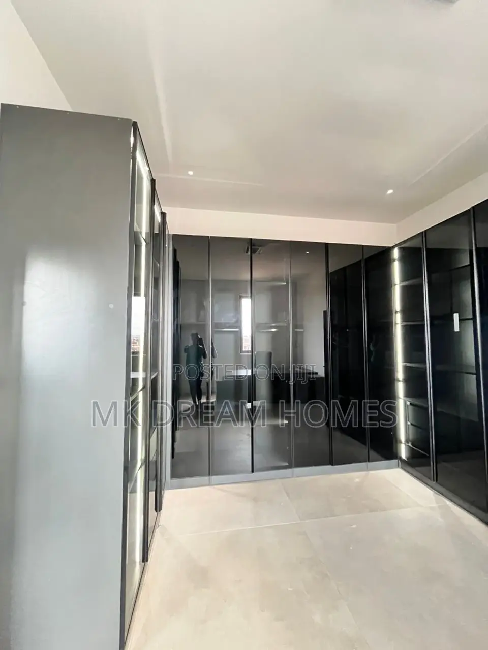 Furnished 2bdrm Penthouse in East Legon for rent in East Legon