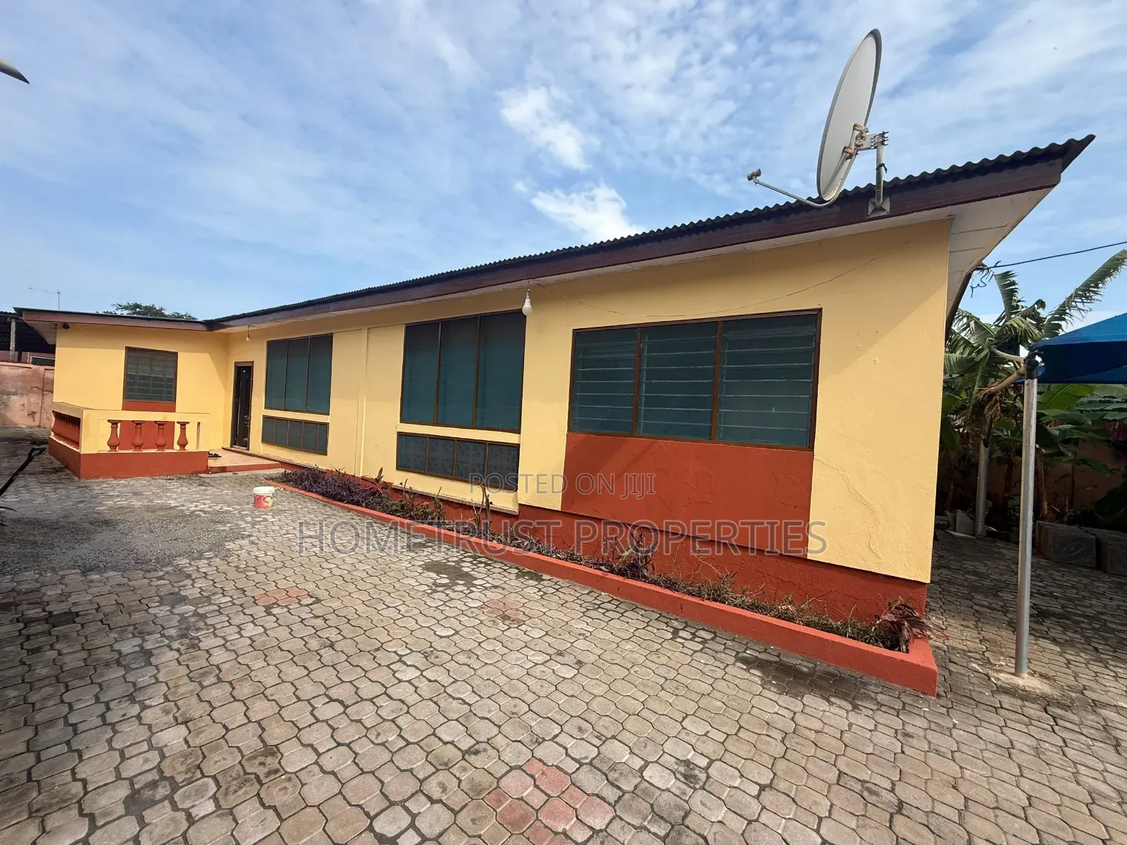 4bdrm House in Awoshie Station, Abrantie for rent in Abrantie