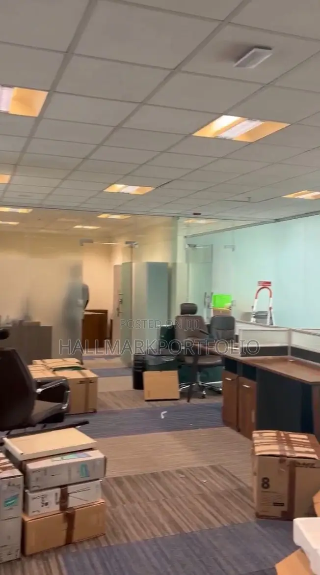 200sqm Office Space Airport in Airport Residential Area