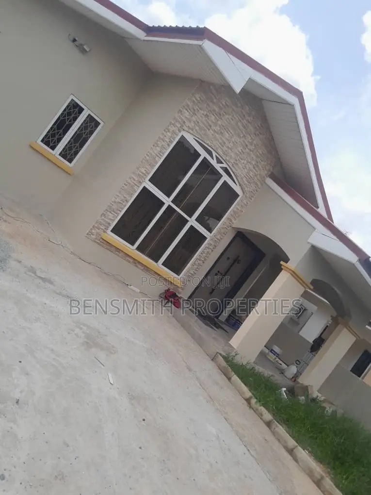 3bdrm House in Ut Properties, Oyarifa for rent in Oyarifa