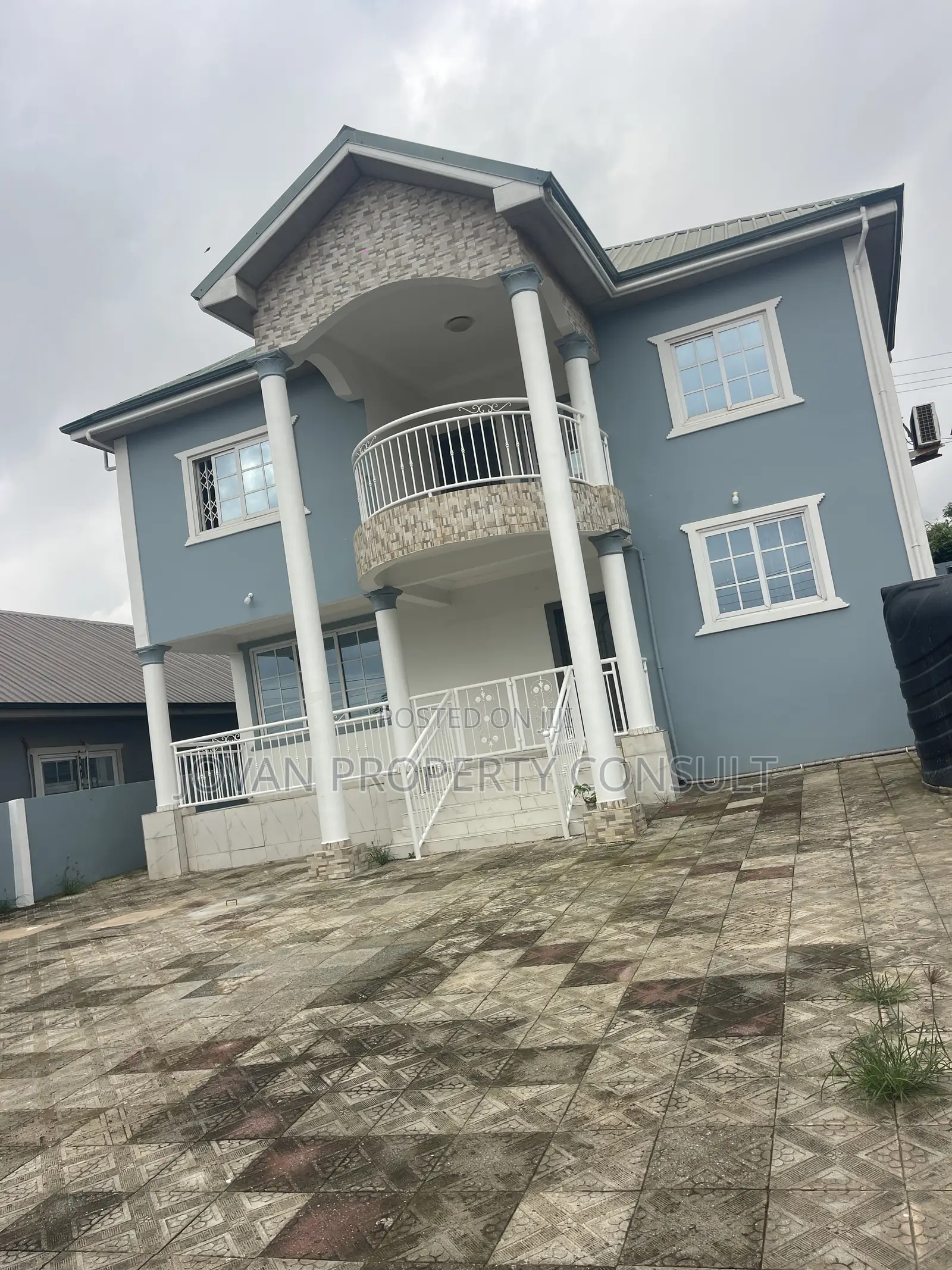 6bdrm Duplex in Acp, Pokuase for rent in Pokuase