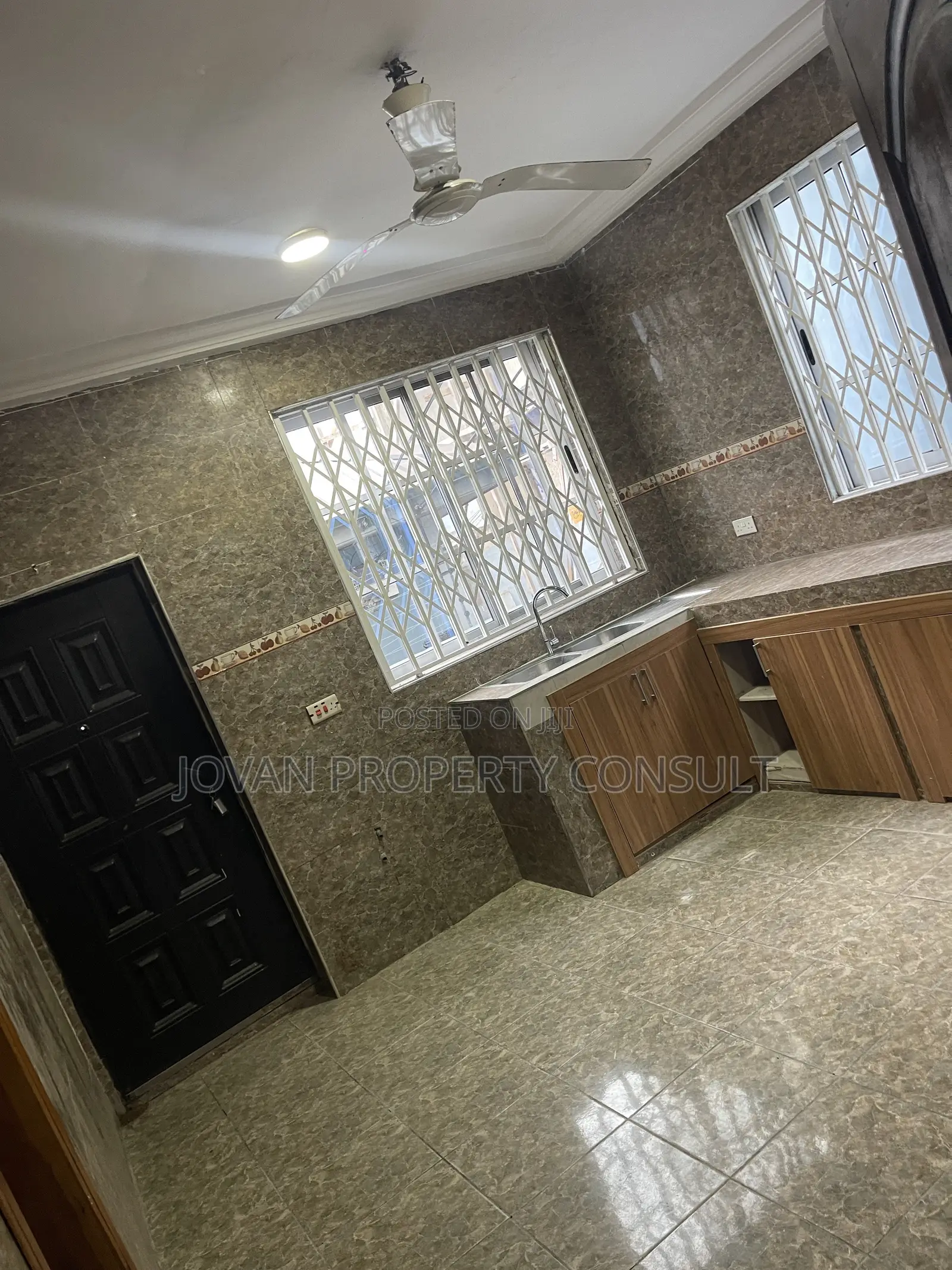 6bdrm Duplex in Acp, Pokuase for rent in Pokuase