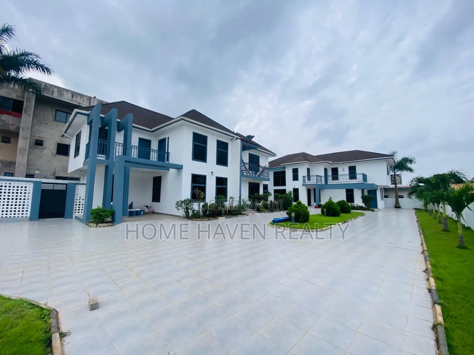 8bdrm House in Abelemkpe, Lincoln School Area for rent in Lincoln School Area