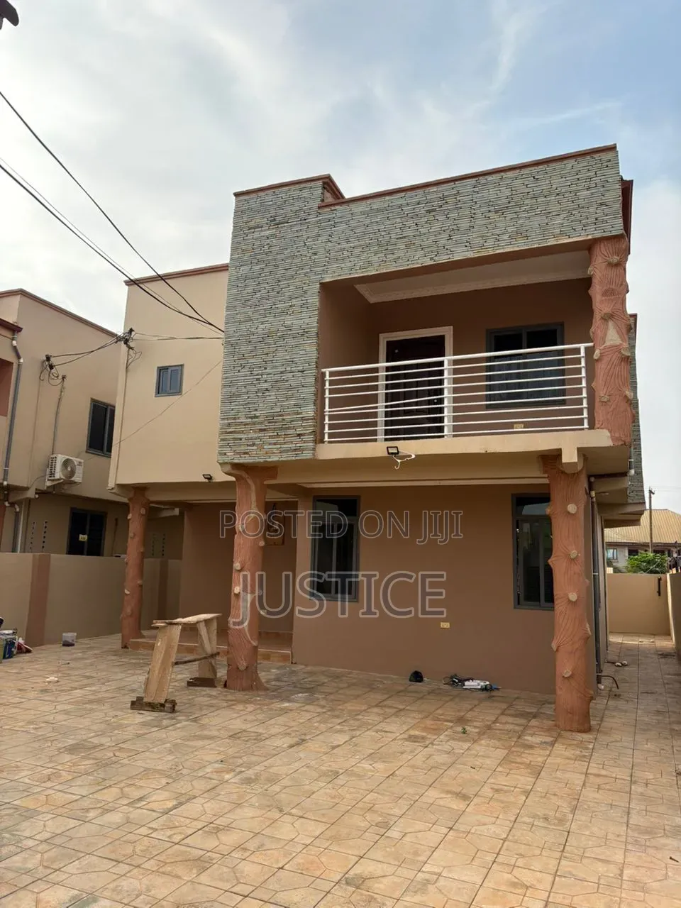 3bdrm Duplex in Oyarifa, Pentecost for rent in Pentecost