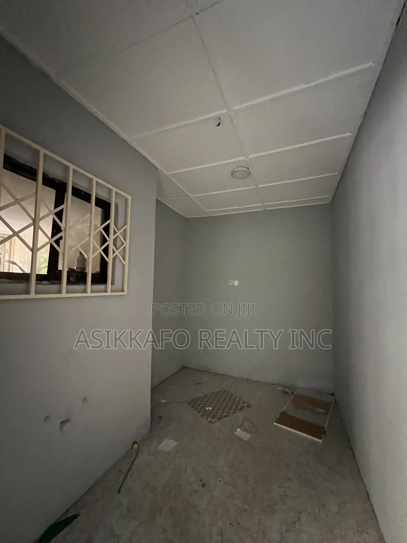 3bdrm House in Baatsona, Spintex for rent in Spintex