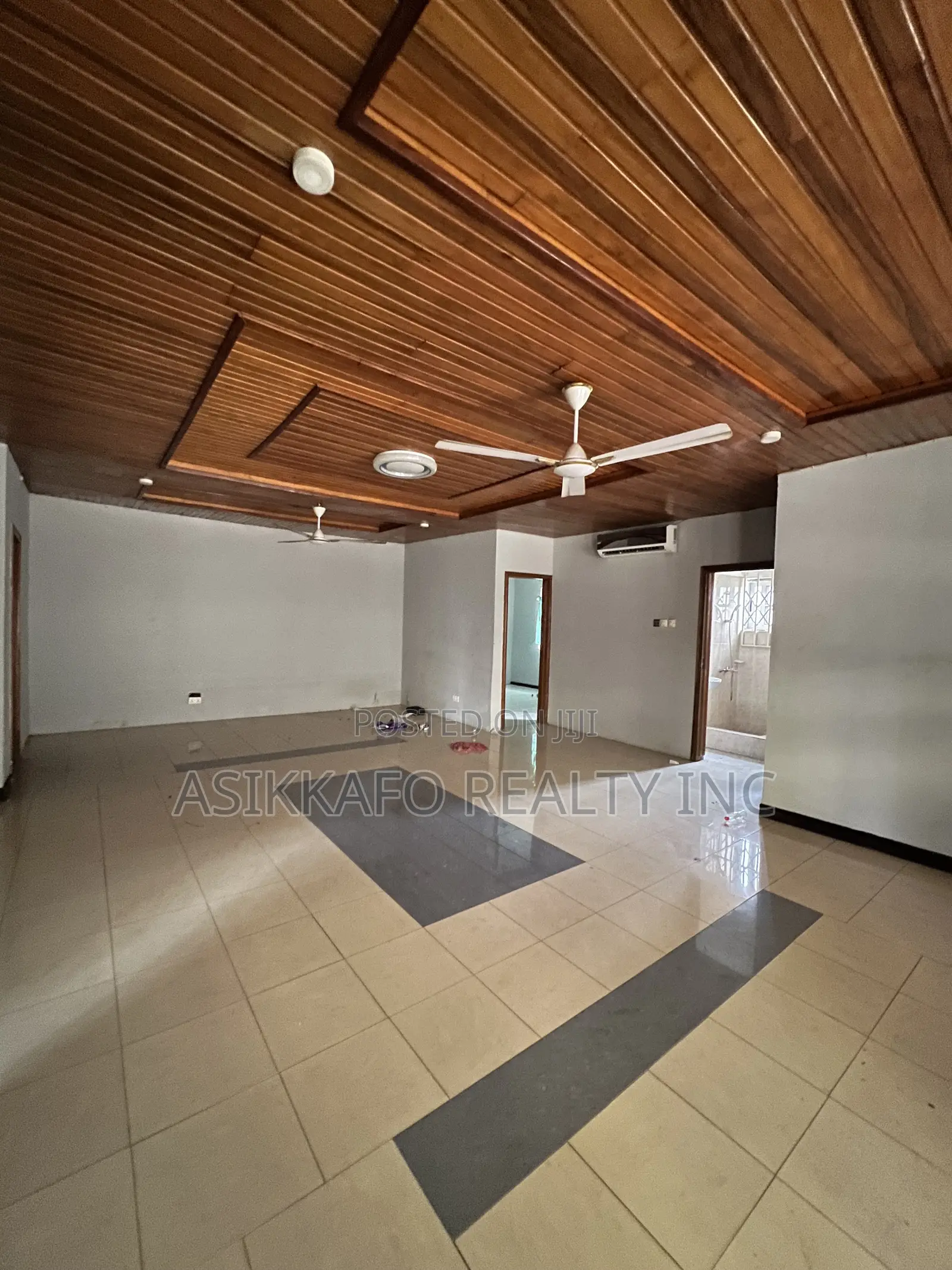 3bdrm House in Baatsona, Spintex for rent in Spintex