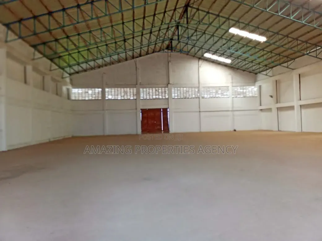 1500 Square Meter Warehouse,
Price $5 Per Meter in Coca Cola