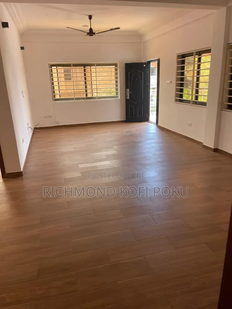 2bdrm Apartment in Kofi'S Realty, Baatsona Total for rent in Baatsona Total