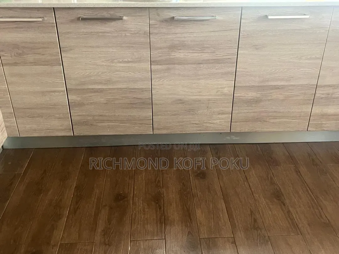 2bdrm Apartment in Kofi'S Realty, Baatsona Total for rent in Baatsona Total