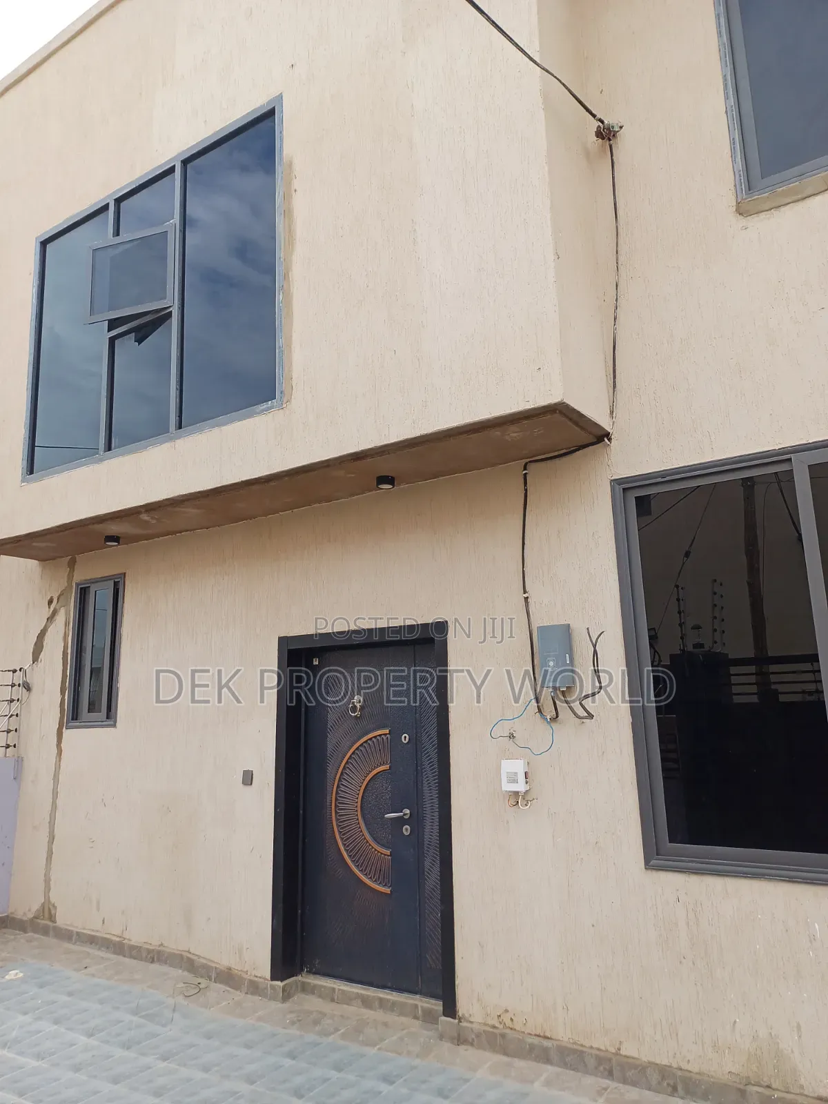 3bdrm Townhouse / Terrace in Pokuase for rent in Pokuase