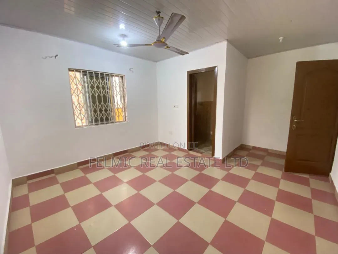 5bdrm Duplex in Felmic Real Estate, Amasaman for rent in Amasaman