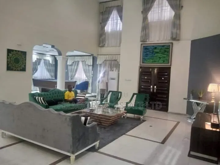 5bdrm Duplex in Felmic Real Estate, Nsawam Adoagyiri Municipal for rent in Nsawam Adoagyiri Municipal