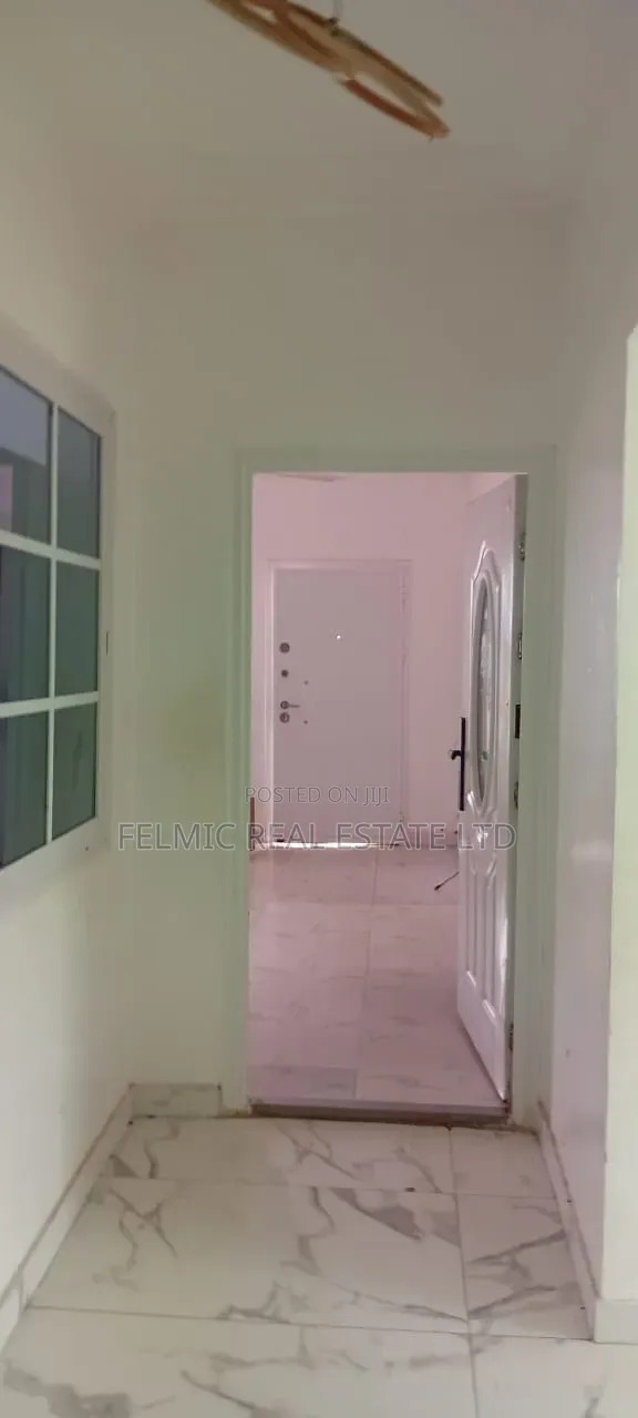 5bdrm Duplex in Felmic Real Estate, Unity Closed for rent in Unity Closed