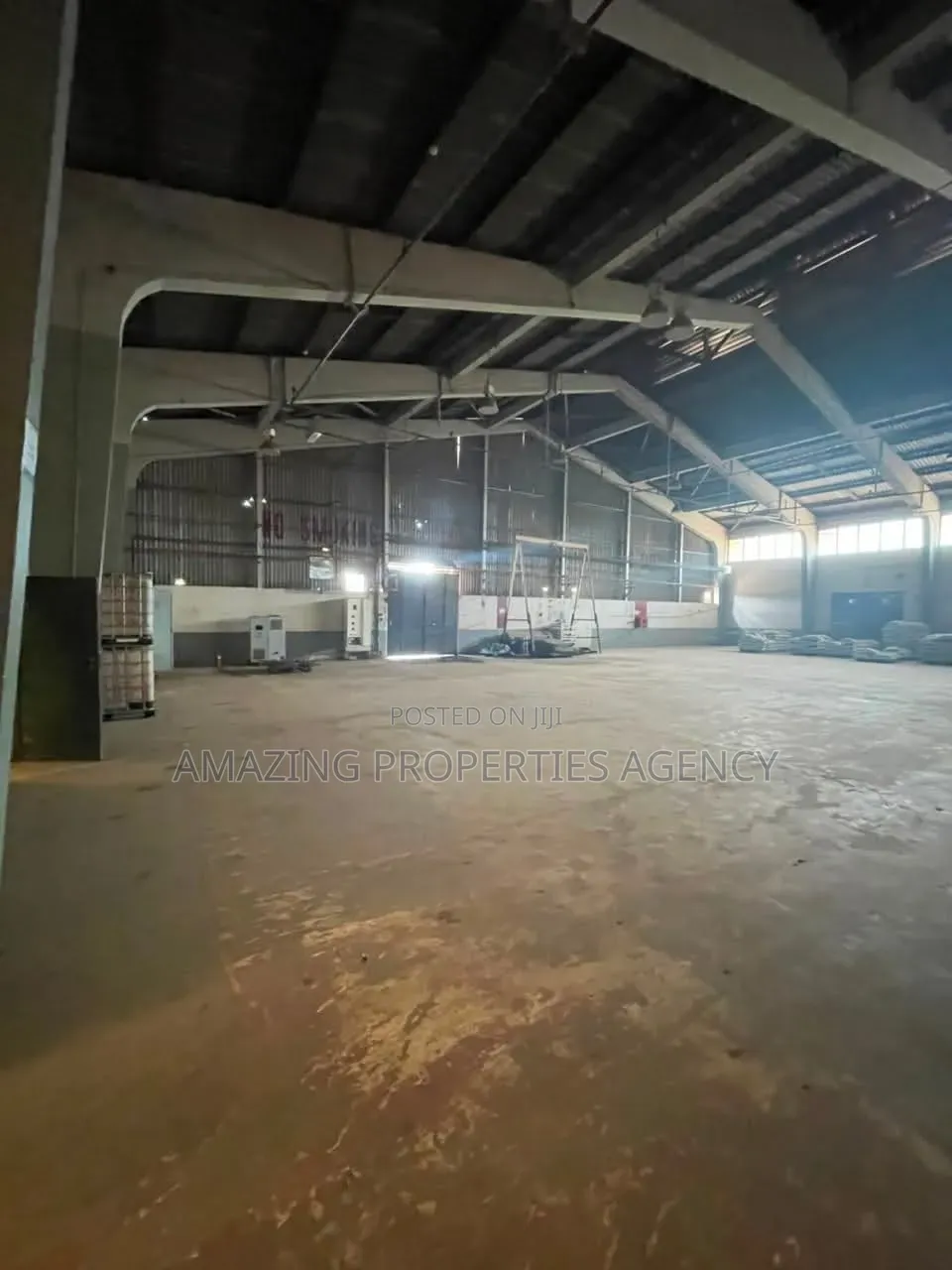 For Sale: Warehouse at Tema Industrial Area in Community 25