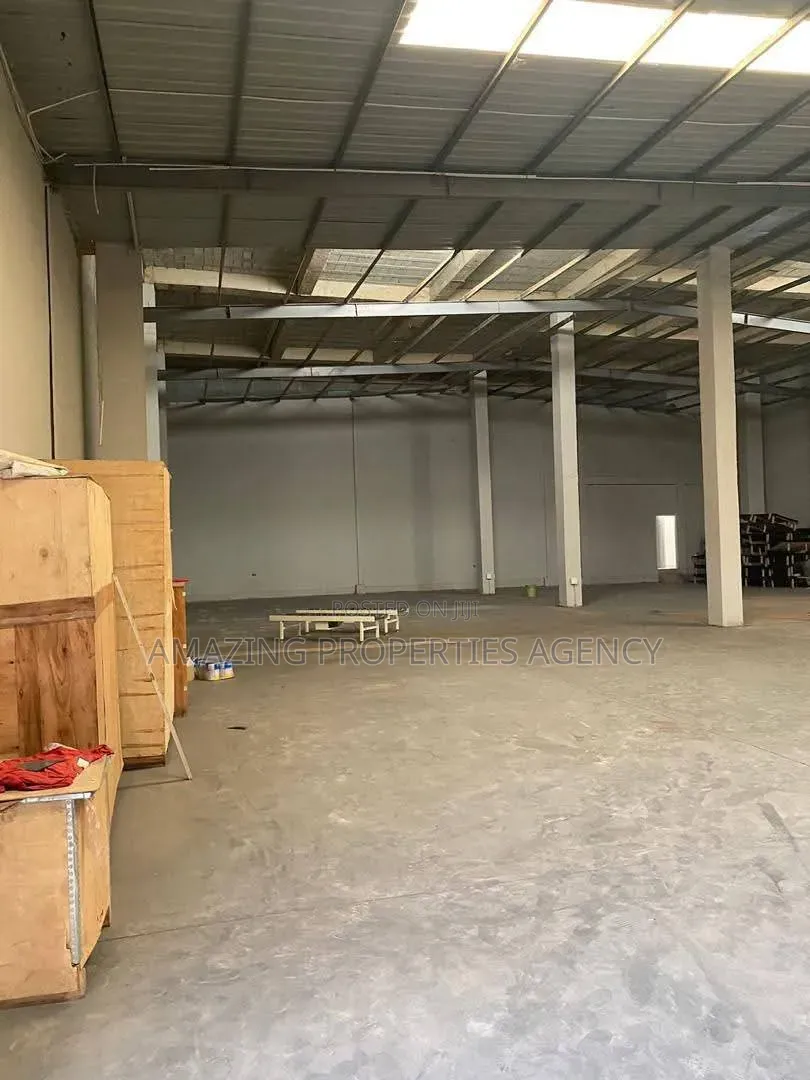 Warehouse and an Office Complex for Sale * Lapaz in Abrantie