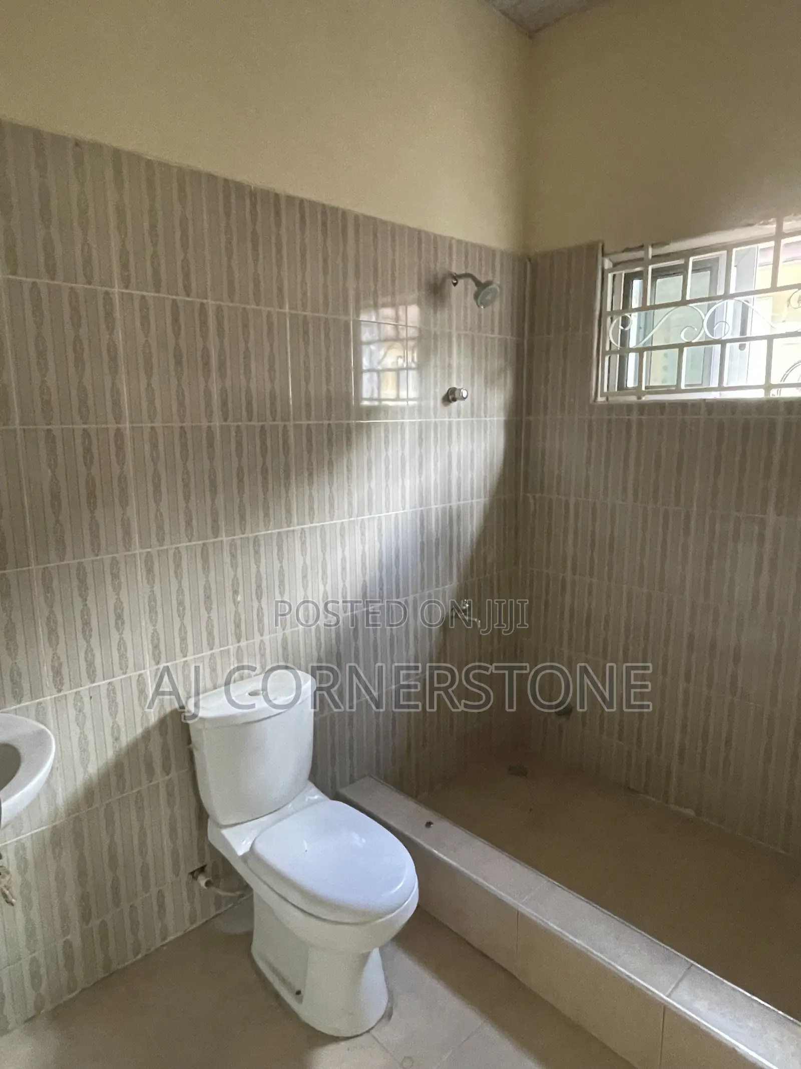 3bdrm House in Amasaman for rent in Amasaman