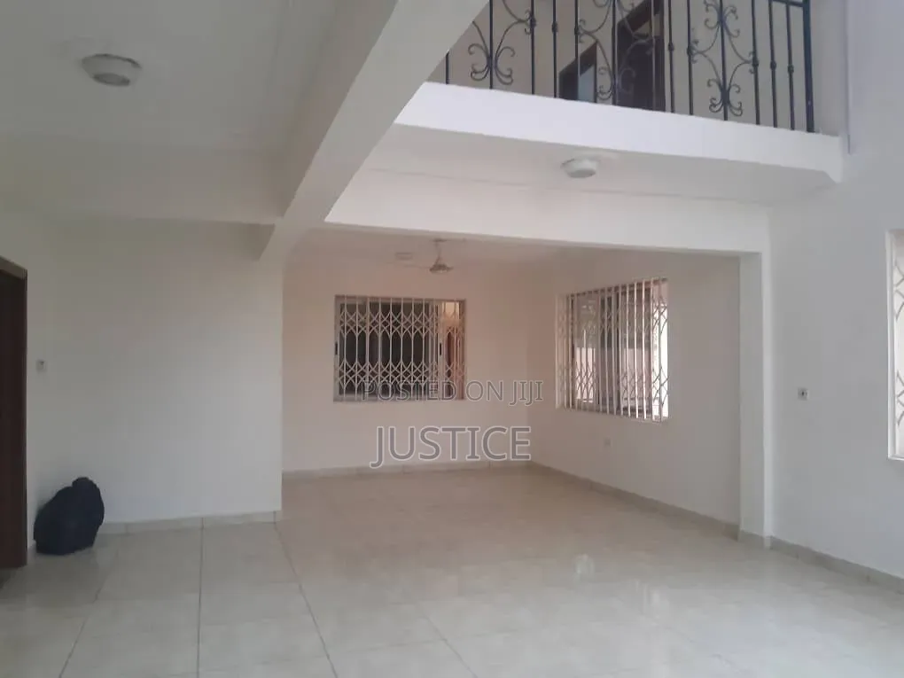4bdrm House in Oyarifa, Ghana Flag for rent in Ghana Flag