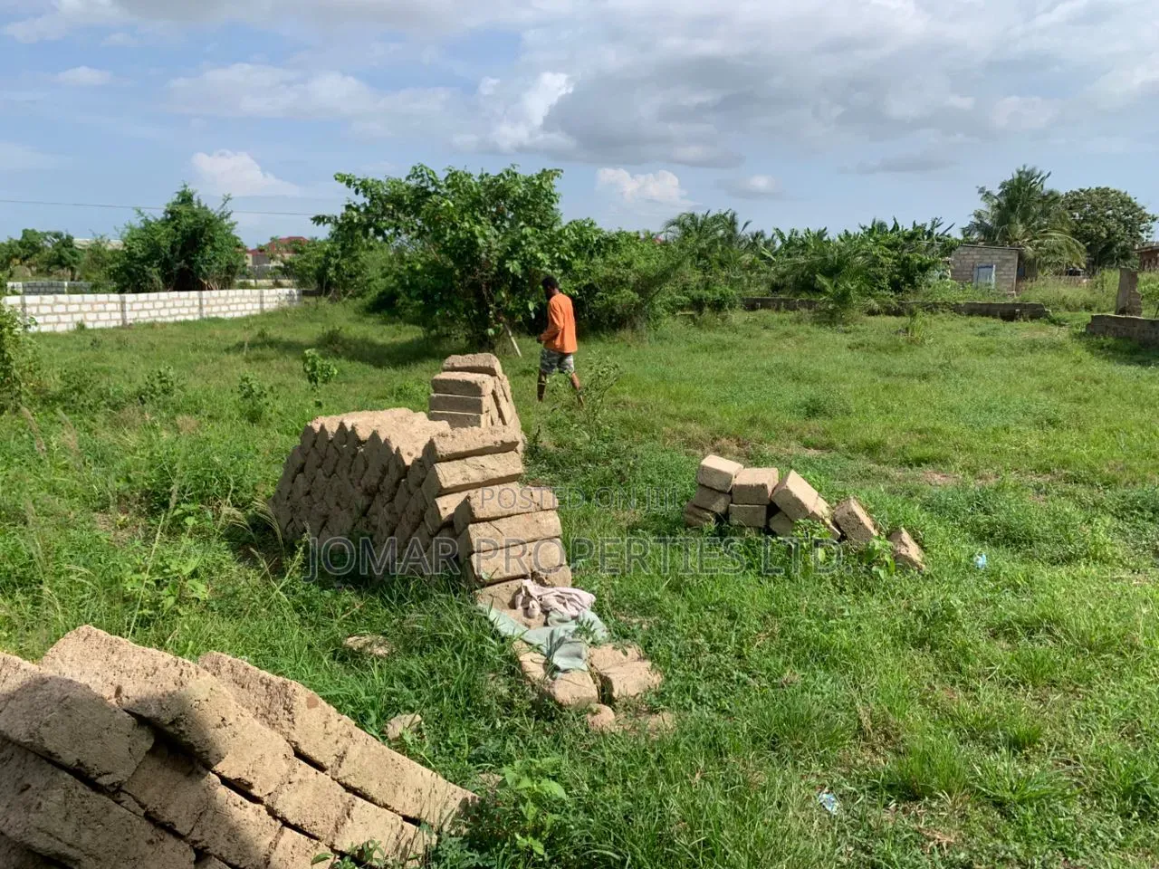 Plots With Genuine Documents for Sale at Ashalaja in Ga South Municipal