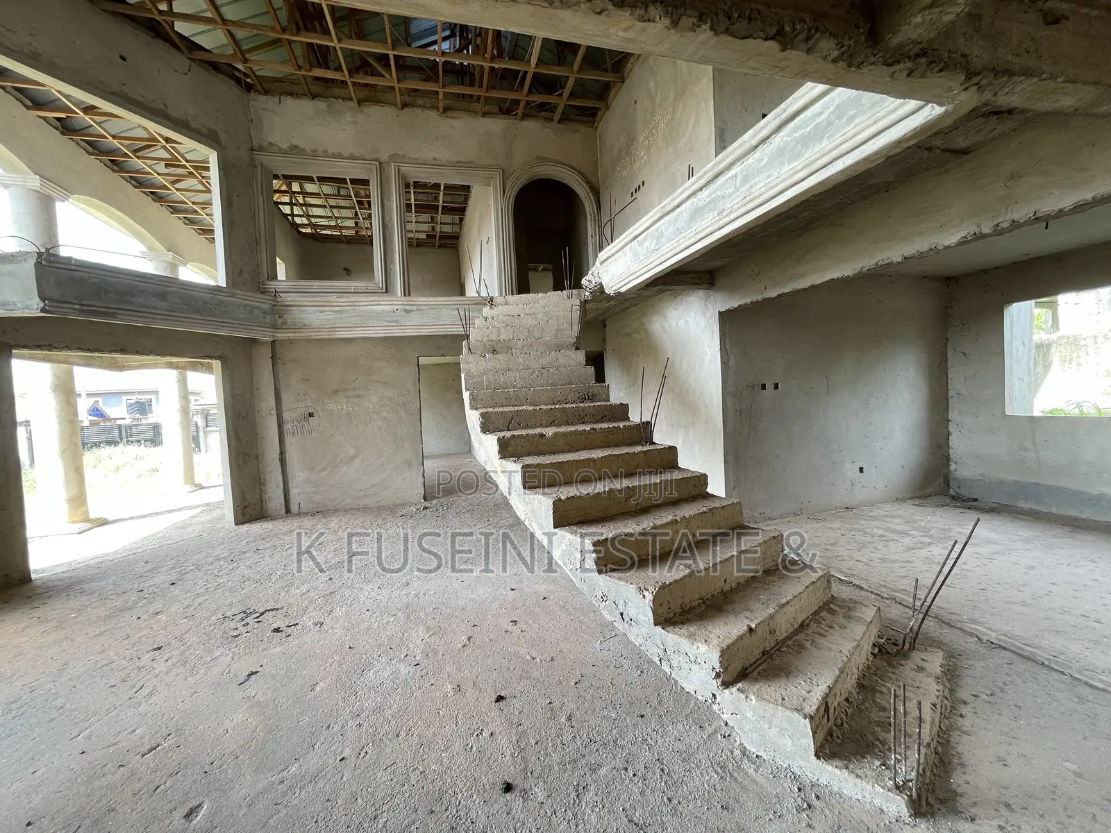 7bdrm House in K Fuseini Estate, Kumasi Metropolitan for sale in Kumasi Metropolitan